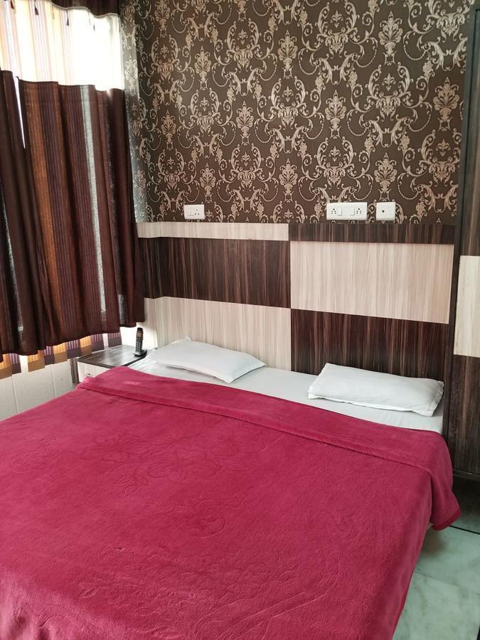 Time Square Guest House Jalandhar Dış mekan fotoğraf