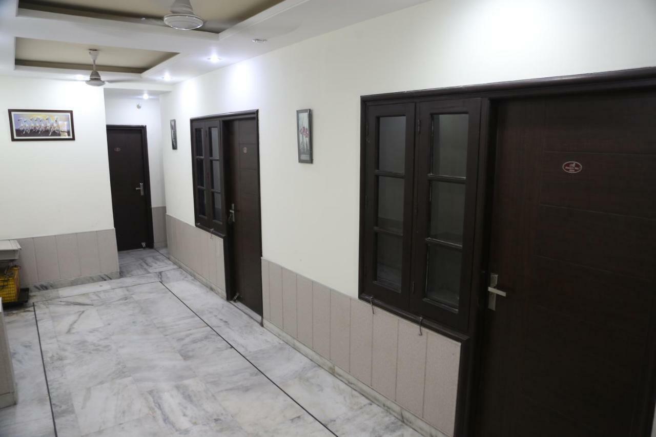 Time Square Guest House Jalandhar Dış mekan fotoğraf